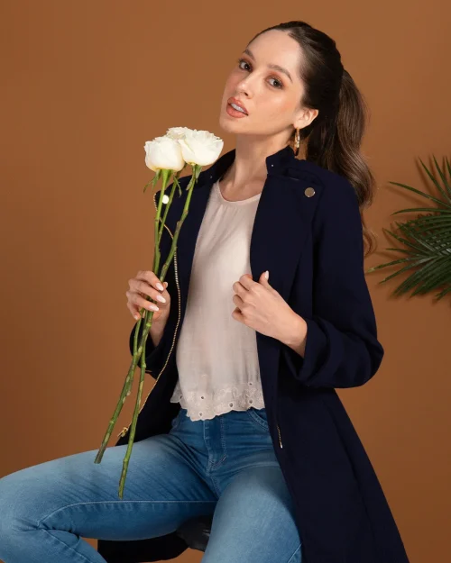 Abrigo Slim Cuello Neru Cierre Cruzado Walker